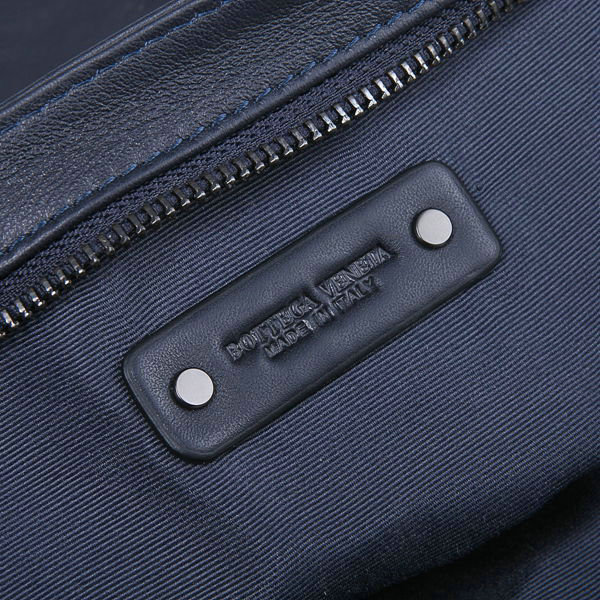 Bottega Veneta croco leather messenger bag 16051 royalblue - Click Image to Close